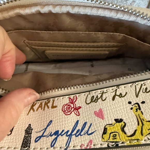 Karl Lagerfeld Paris Themed crossbody bag - Picture 4 of 7